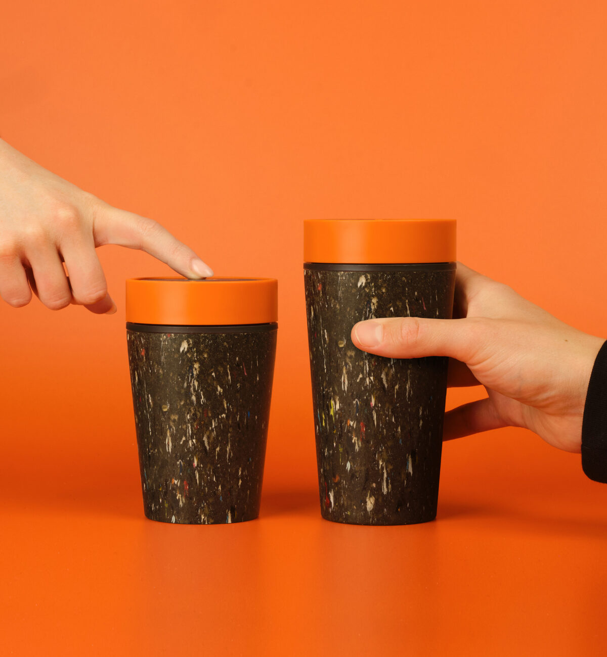 Circular&Co Website_Trainers_Reusable Cup_Sunrise Orange_3 Circular&Co Website_Trainers_Reusable Cup_Sunrise Orange_3